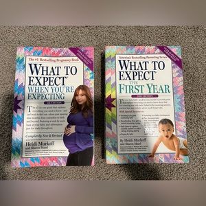 What to expect when you are expecting and what to expect in the first year books